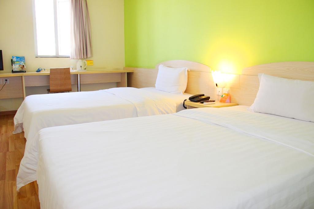 7Days Inn Dalian Heishijiao Software Park Kültér fotó