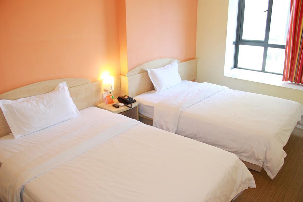 7Days Inn Dalian Heishijiao Software Park Kültér fotó