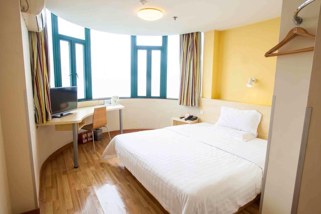 7Days Inn Dalian Heishijiao Software Park Kültér fotó